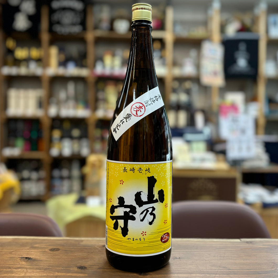 山乃守　麦焼酎　25度